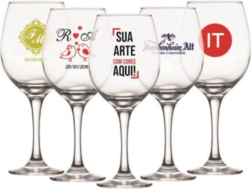 Sua Taça de Vinho Personalizada